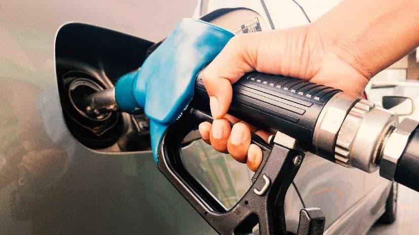 28 Ekim'de Benzine Fiyatlarına İndirim Geliyor