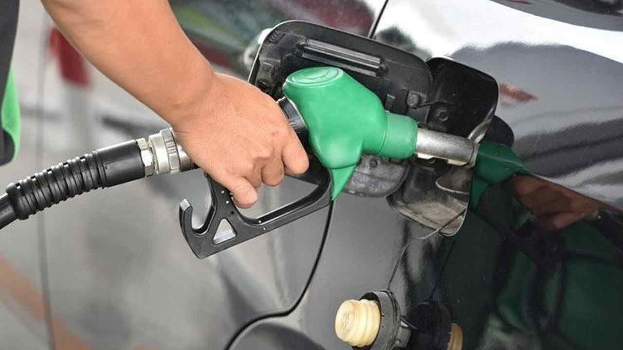 Benzin, Motorin ve Otogaza Zam Geldi