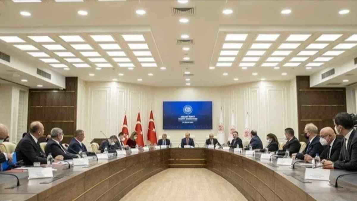 Asgari Ücret Pazarlıklarında İşçi ve İşverenin Talebi Belli Oldu