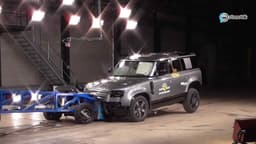 2020 Land Rover Defender Çarpışma Testi Yayınlandı