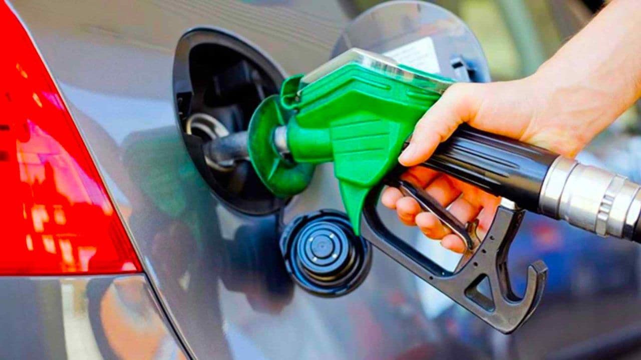 Motorinin Litre Fiyatı 15 Tl’yi Geçti