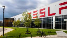 Tesla Almanya'daki Fabrikası İçin Onay Aldı