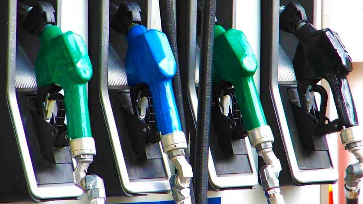 Akaryakıta bir İndirim Daha Bekleniyor: Benzin, Lpg ve Motorin Fiyatları ne Kadar Oldu?