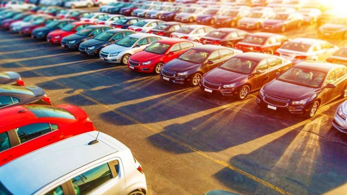 6 Ay ve 6 Bin Km İçin Arabam.com’da Düzenlemeye Gidiyor