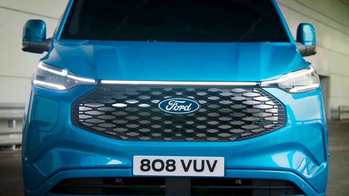 Elektrikli Ford E-Transit Custom’ın Teknik Özellikleri Belli Oldu