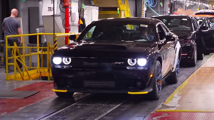 Son Dodge Challenger Üretim Hattından İndi