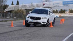 2018 Volvo Xc40 Yol Tutuş Testi