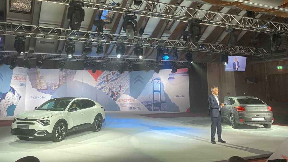 Yeni 2023 Citroen C4 X Türkiye’de Tanıtıldı: İşte Özellikleri