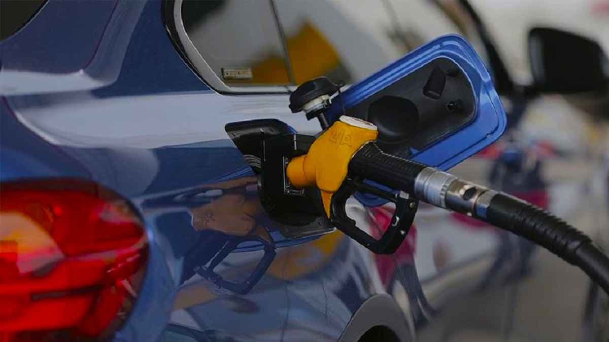 Bir İndirimde Benzine Geldi: Akaryakıt Fiyatları ne Kadar Oldu?