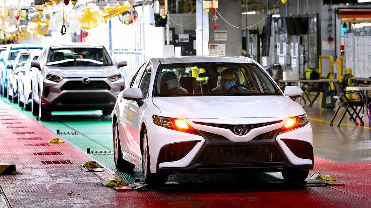 Japon Otomotiv Devi Toyota, Rusya’daki Fabrikasını Kapatıyor