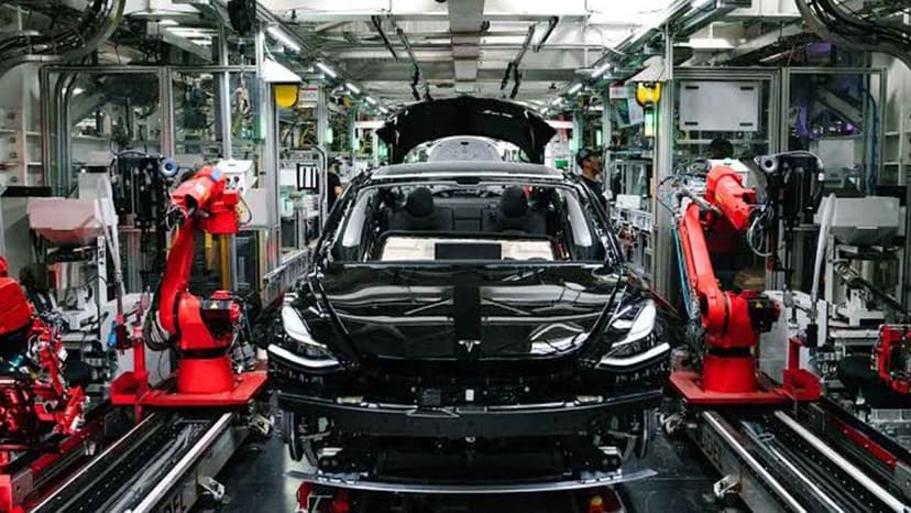 Tesla'nın Şanghay Fabrikasında Üretilen Otomobil Sayısı 2022'De Yüzde 48 Arttı
