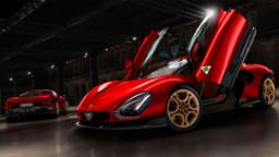 Alfa Romeo'nun Yeni Süper Otomobili 33 Stradale'nin Tüm Modelleri Satıldı!