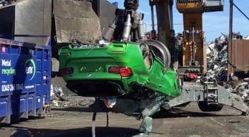 En Az Dört Arabadan Yapılan Özel Bmw M3 Touring İngiltere Polisi Tarafından İmha Edildi
