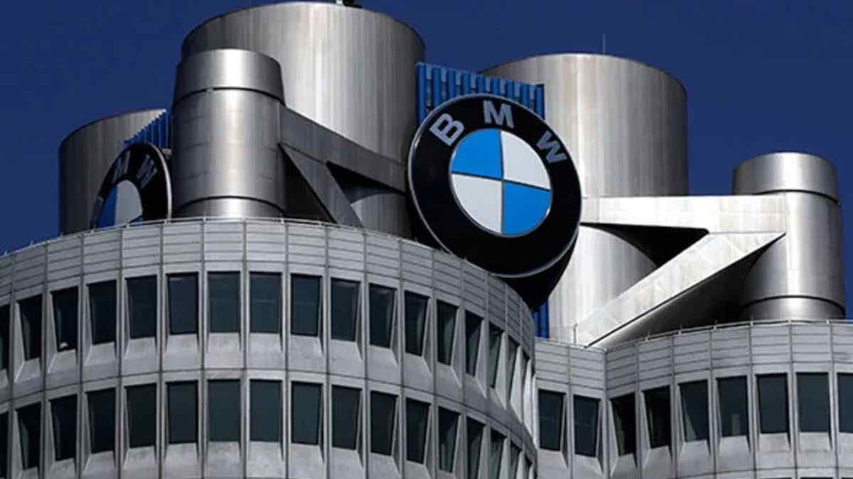 Bmw İçten Yanmalı Motorlara Veda Edeceği Tarihi Açıkladı