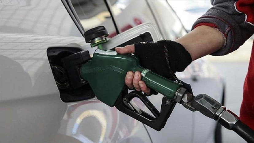Son Dakika: Benzine 68 Kuruş Zam Geldi