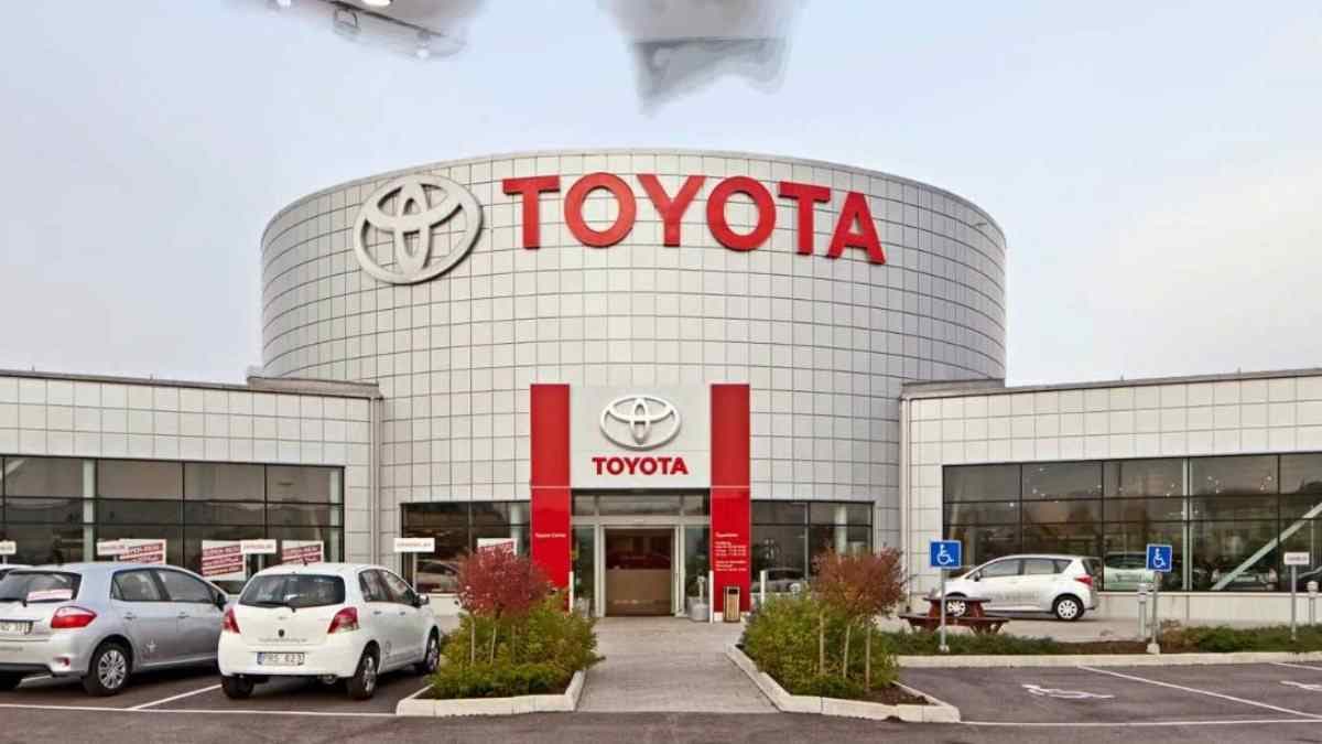 Toyota İki Fabrikasında Üretime Ara Veriyor