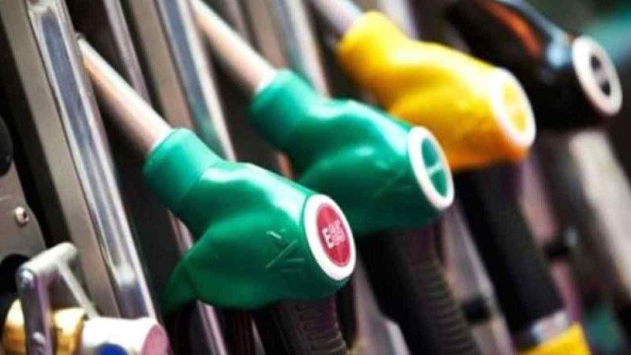 Motorin Fiyatında Büyük İndirim Yürürlüğe Girdi
