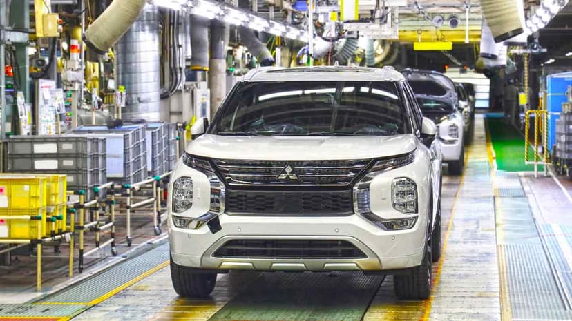 Mitsubishi Rusya'daki Üretimi Durdurdu