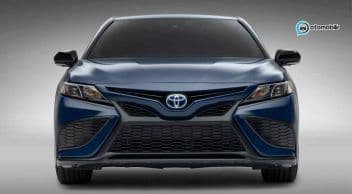 40. Yıl Özel 2023 Toyota Camry Nse Tanıtıldı