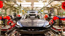 Tesla Çin'de Yeni Fabrika Kuracak