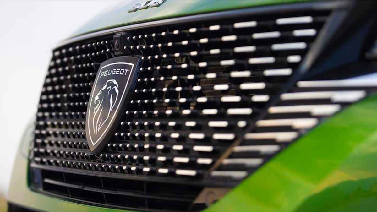 Peugeot’un Yeni Logosu İlk Kez 308 Modeliyle Geliyor!