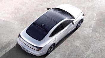 Yeni Sunroof ve Hyundai’nin Güneş Enerjisiyle Çalışan Sonata