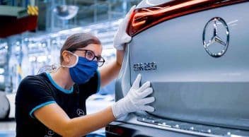Mercedes Tamamen Elektrikli Araç Üretmeye Başlayacağı Tarihi Açıkladı
