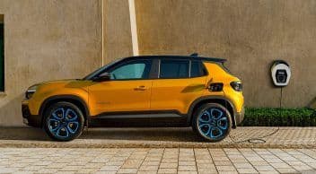 Avrupa’da Yılın Otomobili: Jeep Avenger’ın Türkiye Fiyatı ve Özellikleri Açıklandı