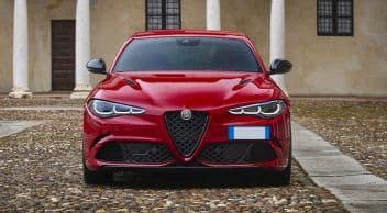 2024 Alfa Romeo Giulia Fiyatı, Özellikleri ve Donanım Paketleri