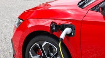 Hibrit Araba Nedir? Hybrid Araçlar Nasıl Çalışır?