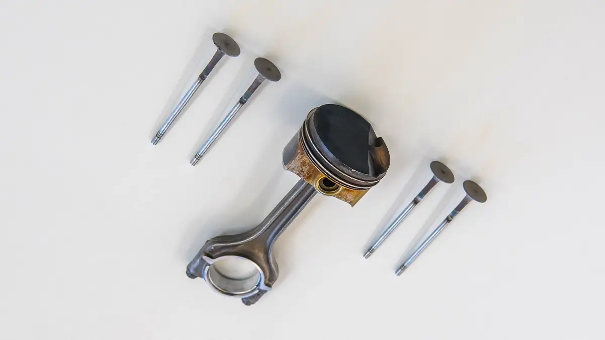 Biyel Kolu (Piston Kolu) Nasıl Çalışır? Piston ve Krank Mili Arasındaki Köprü