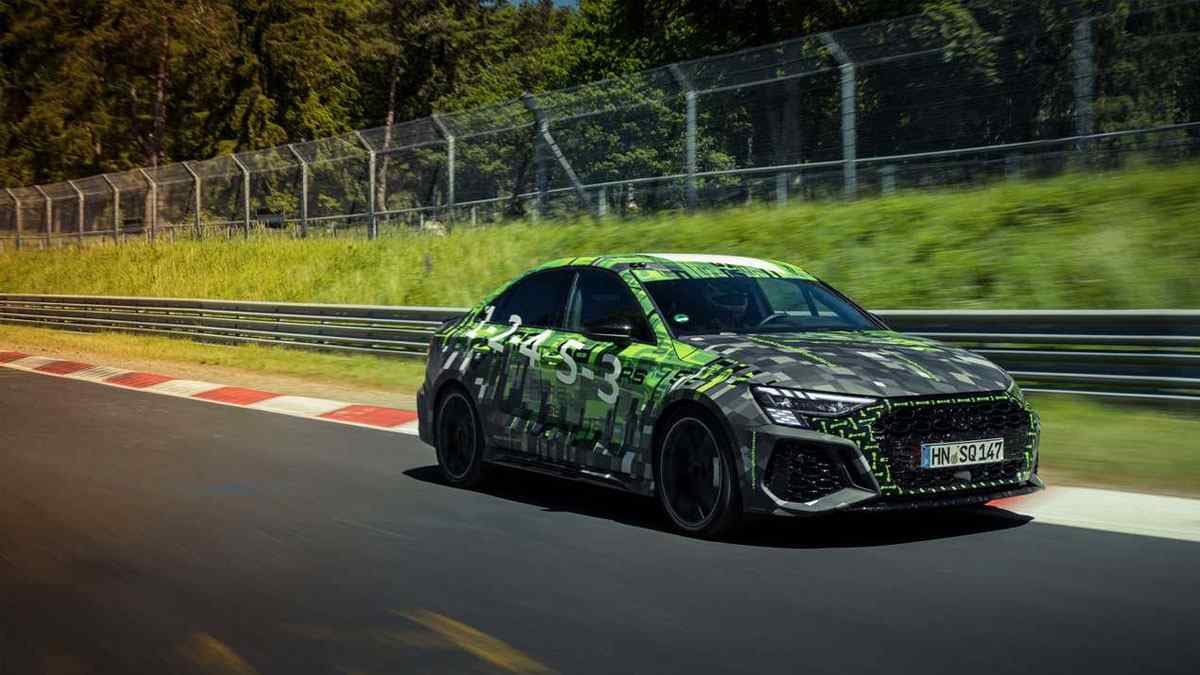 Nürburgring Rekorunda İzmit İmzası!