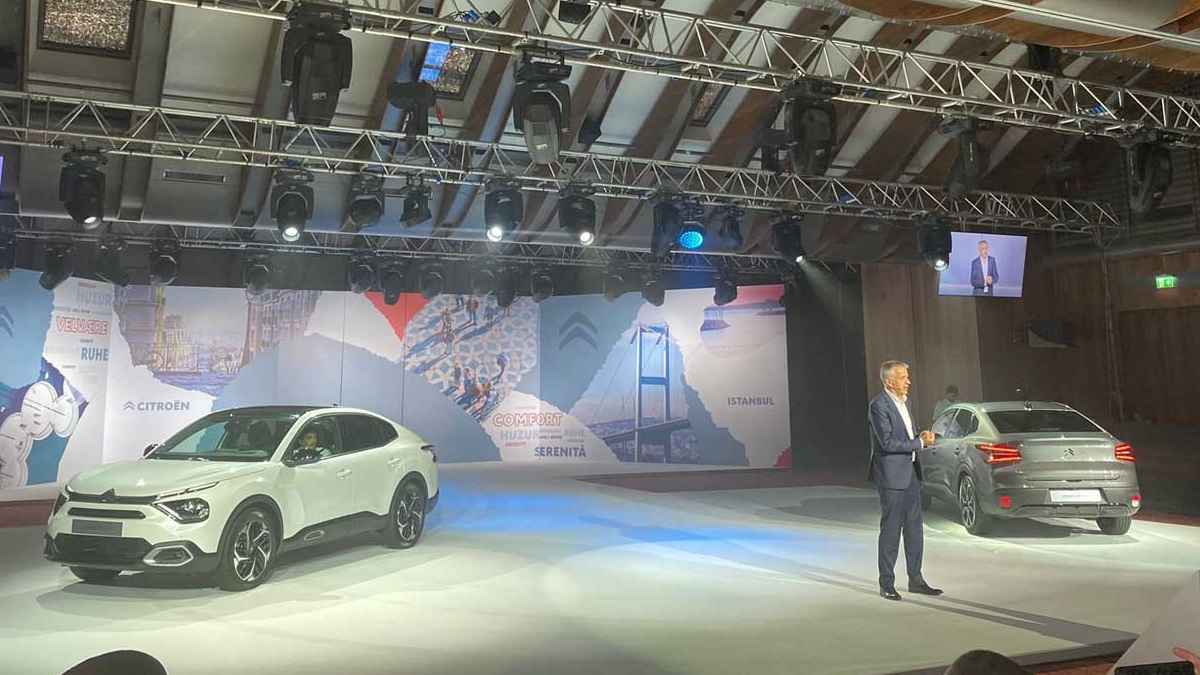 Yeni 2023 Citroen C4 X Türkiye'de Tanıtıldı: İşte Özellikleri