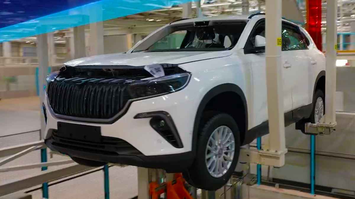 Togg, Gemlik Tesisi'nde Deneme Üretimi Hazırlıklarına Başladı: İlk C-Suv Üretildi