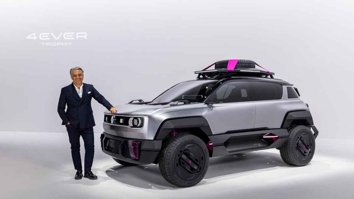 Renault'nun Elektrikli B-Suv Konsepti 4Ever Trophy Tanıtıldı