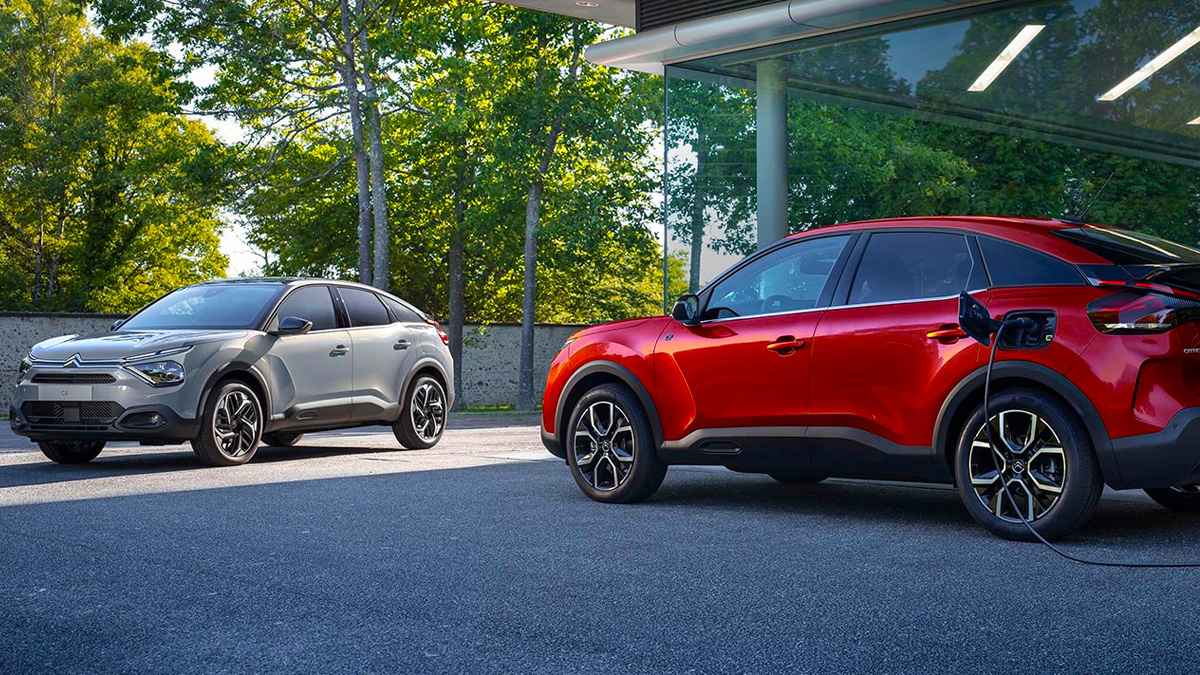 Türkiye'nin En Ucuz Elektrikli Modeli: Citroen E-C4 Türkiye Satışa Sunuldu