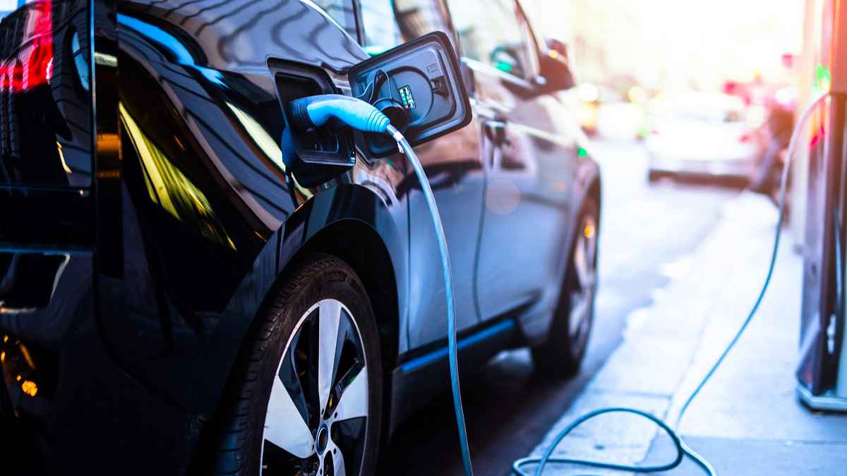 Suudi Arabistan İlk Elektrikli Otomobil Markasını Duyurdu
