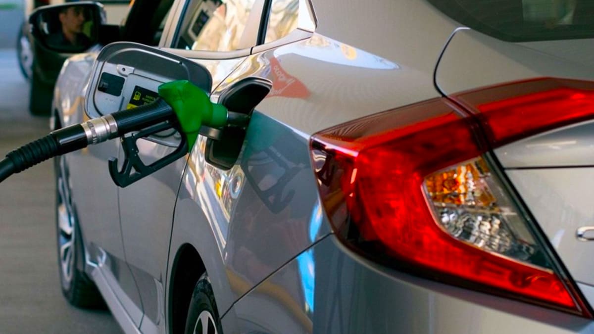 Akaryakıt Fiyatlarına bir Zam Daha Geldi! Benzin Yüzde 75, Motorin İse Yüzde 54 Zamlandı!