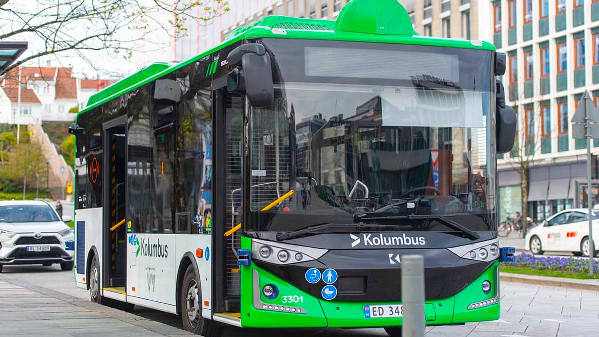 Otonom E-Atak: Avrupa'da Tünelden Geçen İlk Sürücüsüz Toplu Taşıma Aracı Oldu